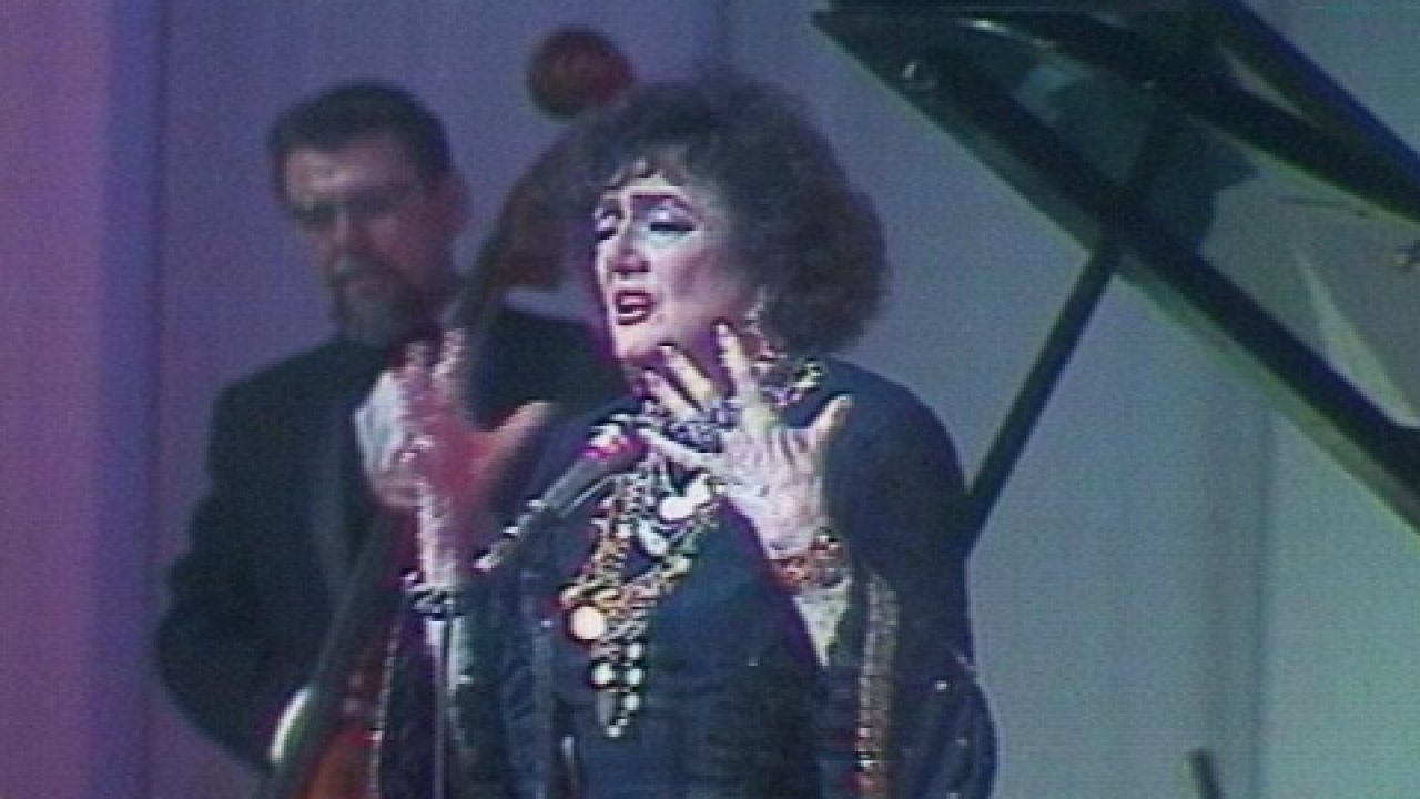 Алла Баянова