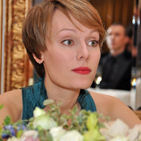 Назад - к счастью