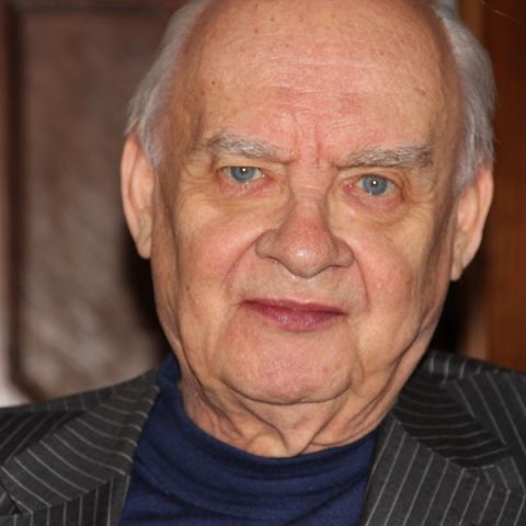 Николай Добронравов