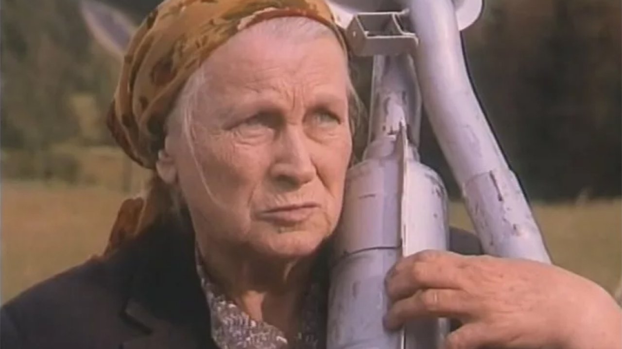 Не послать ли нам... гонца?
